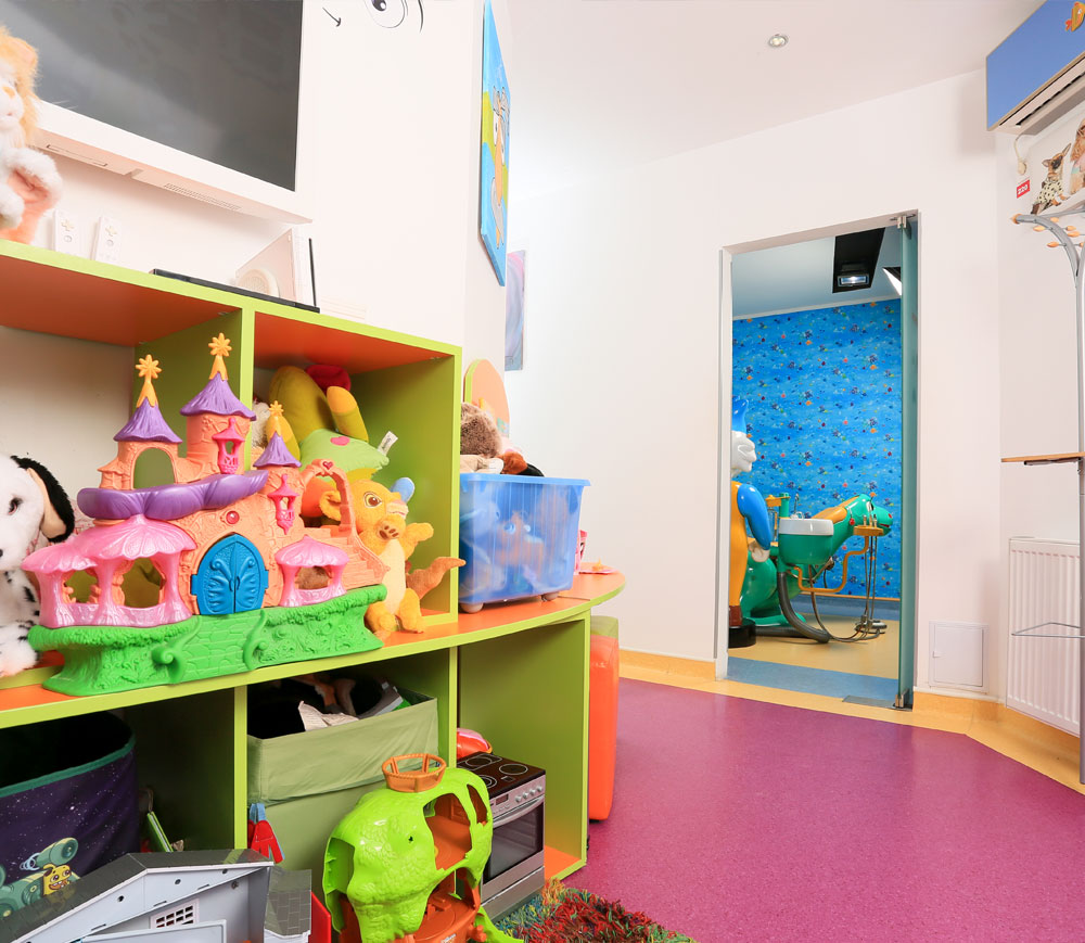 cabinete concepute si construite pentru copii